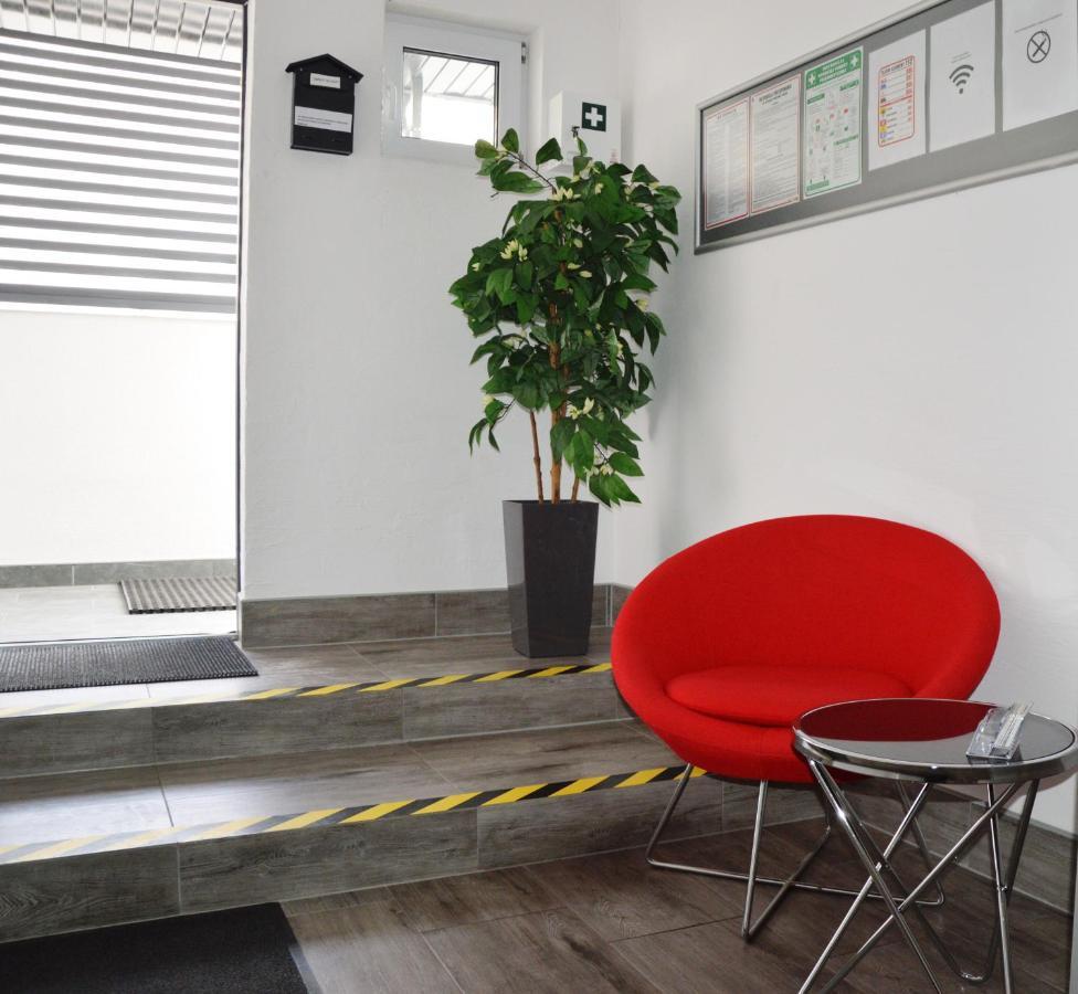 Hostel Adabet Kepno Zewnętrze zdjęcie