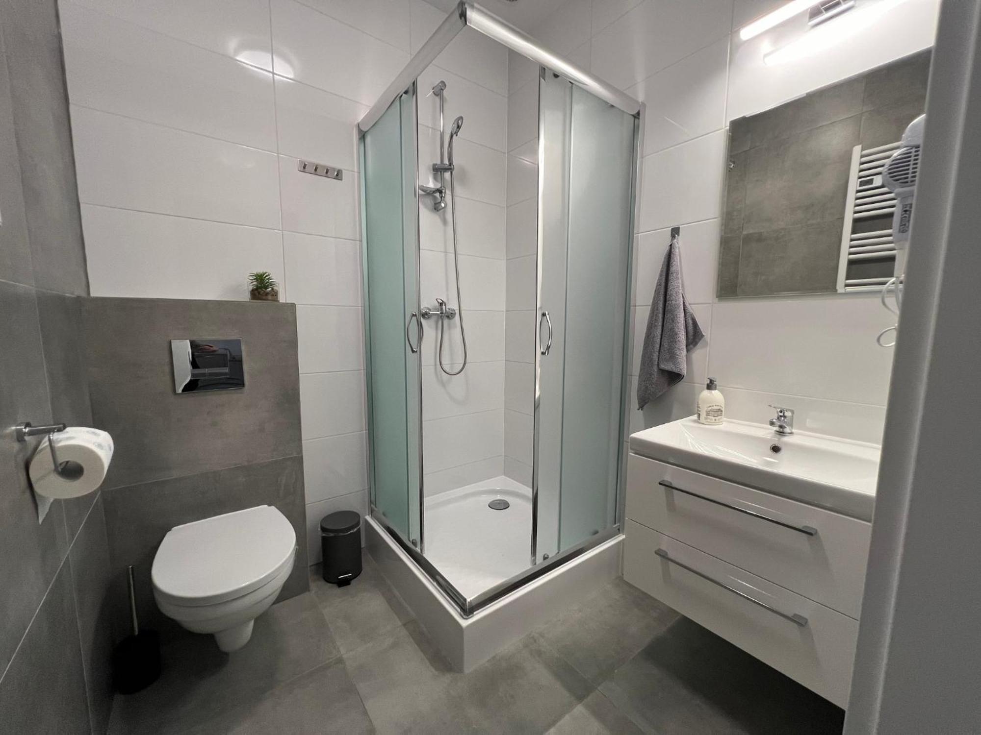 Hostel Adabet Kepno Zewnętrze zdjęcie